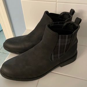 Vintage havana booties